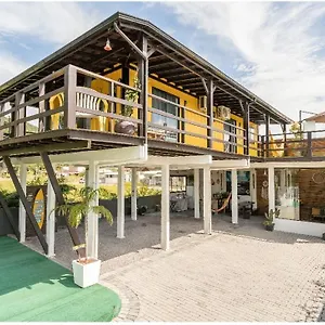  Apartamento Container Amarelo